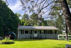 Pre-foreclosure in  EVERGREEN TRL Coventry, CT 06238