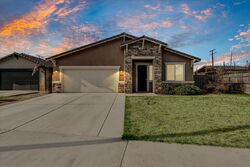 Pre-foreclosure in  ASHEVILLE ST Lindsay, CA 93247