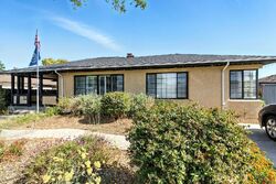 Pre-foreclosure in  GIBSON RD Woodland, CA 95695