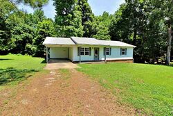 Pre-foreclosure in  SHADY GROVE DR Paragould, AR 72450