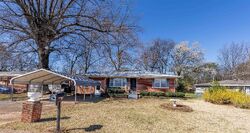  Monroe Dr, Tuscumbia AL