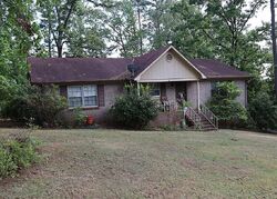 Pre-foreclosure in  WHITE DOGWOOD LN Northport, AL 35473