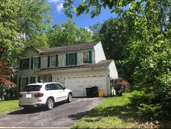 Pre-foreclosure in  THISTLE BLOSSOM WAY Upper Marlboro, MD 20772