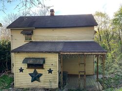  Indiana Ave, Kittanning PA