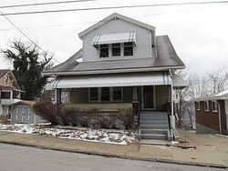 Pre-foreclosure in  RIVERVIEW ST Mckeesport, PA 15132