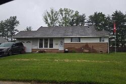 Pre-foreclosure in  CYPRESS RD Warminster, PA 18974