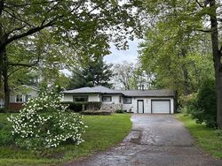 Pre-foreclosure in  KOTHS ST Taylor, MI 48180