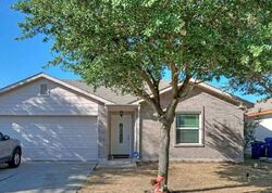 Pre-foreclosure in  TOPSAIL ST Manor, TX 78653