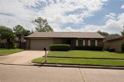 Pre-foreclosure in  ENCHANTED FOREST DR Houston, TX 77088