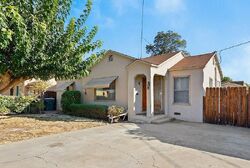Pre-foreclosure in  7TH ST Ceres, CA 95307