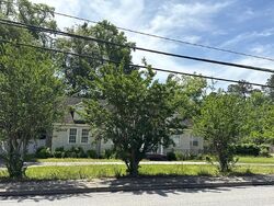 Pre-foreclosure in  4TH AVE Conway, SC 29527
