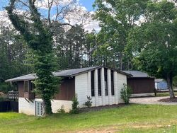 Pre-foreclosure in  MOUNT VERNON RD Union, SC 29379