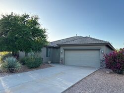 Pre-foreclosure in  E ELDERBERRY WAY Gold Canyon, AZ 85118