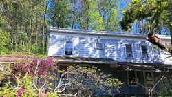 Pre-foreclosure Listing in EDGAR LEWIS ST MINERSVILLE, PA 17954