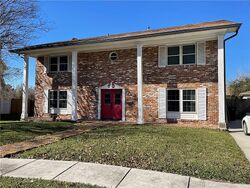 Pre-foreclosure in  MIMOSA CT New Orleans, LA 70131