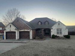 Pre-foreclosure in  WHIPPORWILL DR Mcalester, OK 74501