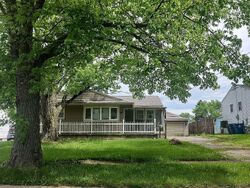 Pre-foreclosure in  SAUL DR Hubbard, OH 44425