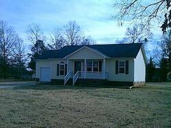 Pre-foreclosure in  JANE SOWERS RD Statesville, NC 28625
