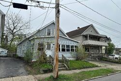 Pre-foreclosure in  CHERRY ST Schenectady, NY 12306