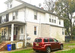 Pre-foreclosure in  CHESTNUT AVE Oaklyn, NJ 08107