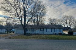 Pre-foreclosure Listing in N PINE ST CAMERON, MO 64429
