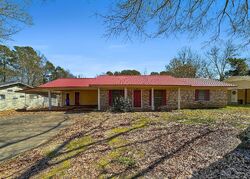 Pre-foreclosure in  PITTMAN DR Mendenhall, MS 39114