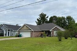  Bayou View Cir, Gautier MS