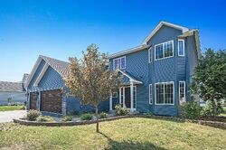 Pre-foreclosure in  MATHIAS RD Shakopee, MN 55379