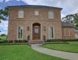 Pre-foreclosure in  BOULDER CREEK PKWY Lafayette, LA 70508