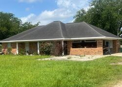 Pre-foreclosure in  GRAND POINT HWY Breaux Bridge, LA 70517