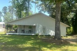 Pre-foreclosure in  BLAHUT RD Hammond, LA 70403