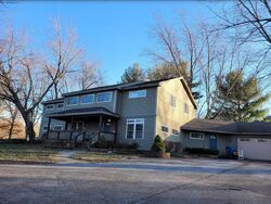 Pre-foreclosure in  ROSS RD Griffith, IN 46319
