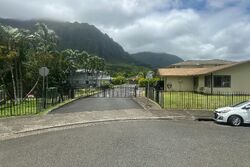 Pre-foreclosure in  APUAKEA ST Kaneohe, HI 96744