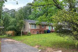 Pre-foreclosure in  MARVIN LN SW Atlanta, GA 30311