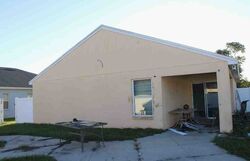 Pre-foreclosure in  BARN OWL AVE Bartow, FL 33830