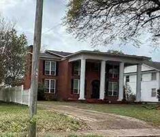 Pre-foreclosure in  PINE BLUFF ST Malvern, AR 72104