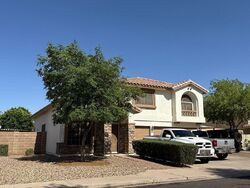 Pre-foreclosure in  S 48TH DR Laveen, AZ 85339