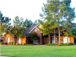Pre-foreclosure in  WALNUT POINT DR Wetumpka, AL 36093