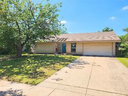 Pre-foreclosure in  SUNRISE TRL Richardson, TX 75081