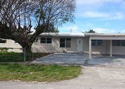 Pre-foreclosure in  NW 33RD TER Fort Lauderdale, FL 33311