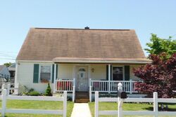 Pre-foreclosure in  BROOKVIEW RD Dundalk, MD 21222