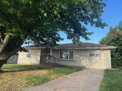 Pre-foreclosure in  NW 32ND ST Lawton, OK 73505