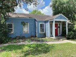 Pre-foreclosure in  E RAGLAND AVE Kingsville, TX 78363