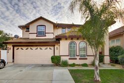 Pre-foreclosure in  BANTON CIR Elk Grove, CA 95624