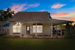 Pre-foreclosure in  CONWAY GARDENS RD Orlando, FL 32806