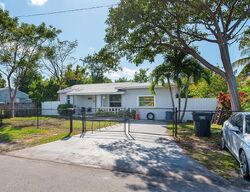 Pre-foreclosure in  PLUNKETT ST Hollywood, FL 33020