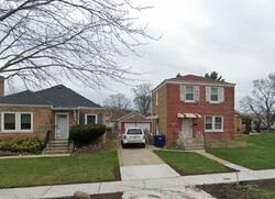 Pre-foreclosure in  MORRIS AVE Berkeley, IL 60163