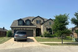 Pre-foreclosure in  PIONEER PATH Little Elm, TX 75068