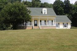 Pre-foreclosure in  FORDTOWN RD Fall Branch, TN 37656