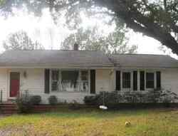 Pre-foreclosure in  GLENWOOD ST Georgetown, SC 29440
